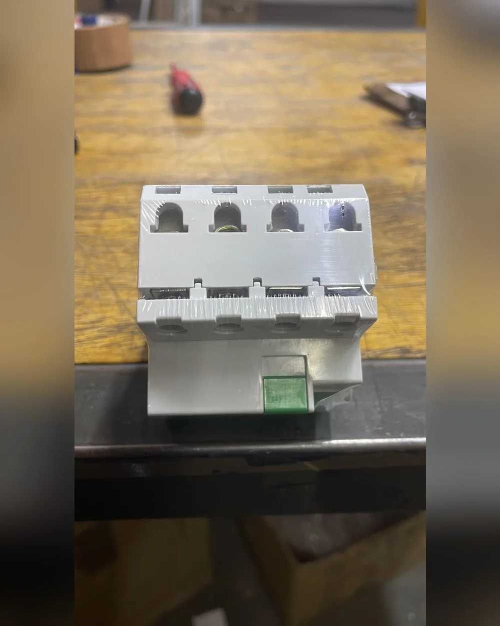 Interruptor de Corrente de Fuga DR 4P 25A 30MA